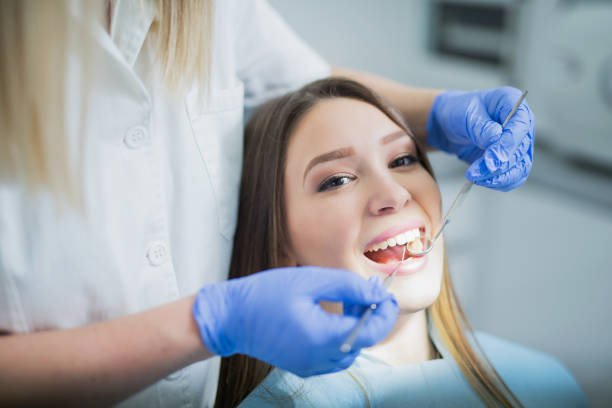 Best Tooth Extraction  in Oak Ridge, FL